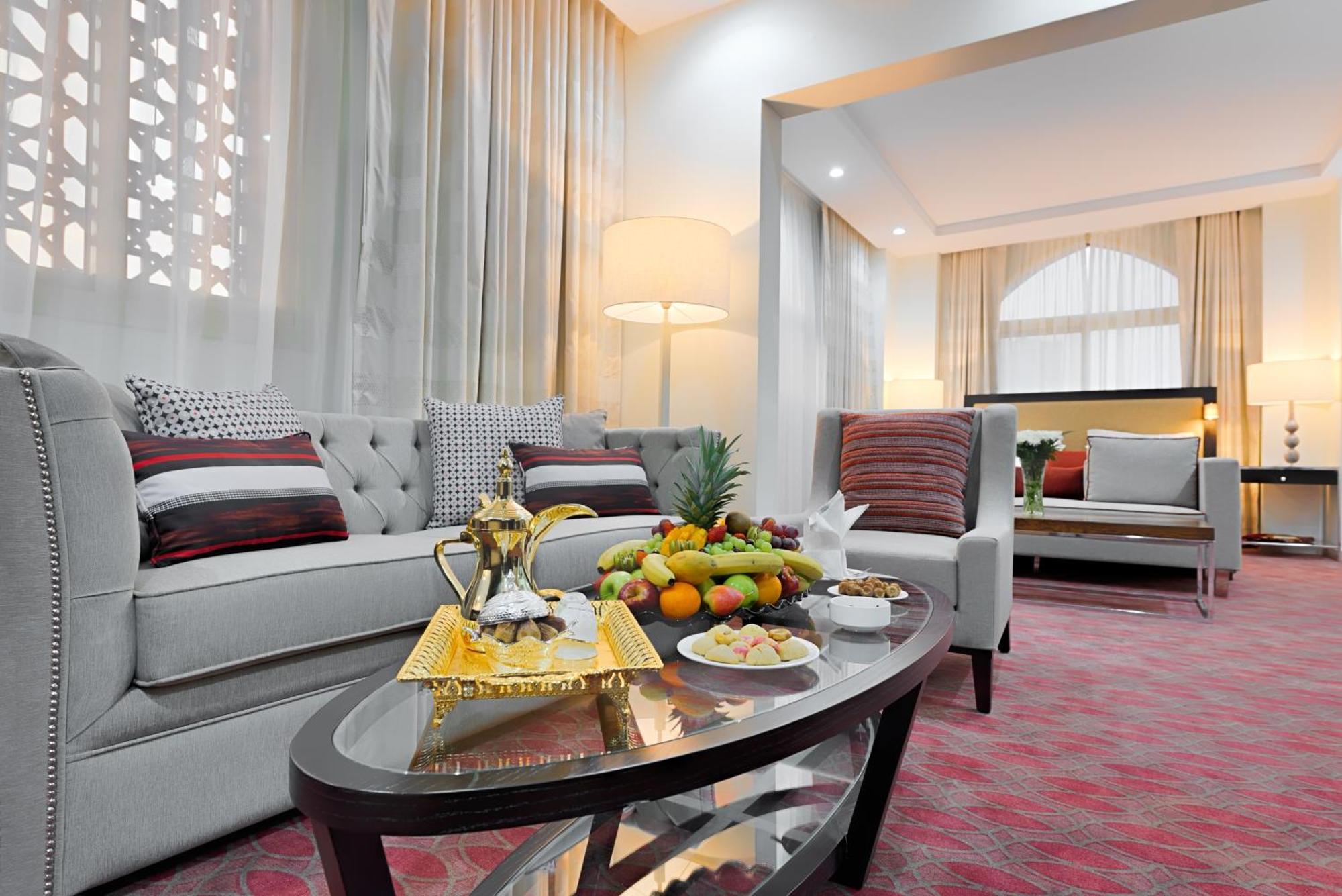 Deluxe Suite,1542852940:JPEG