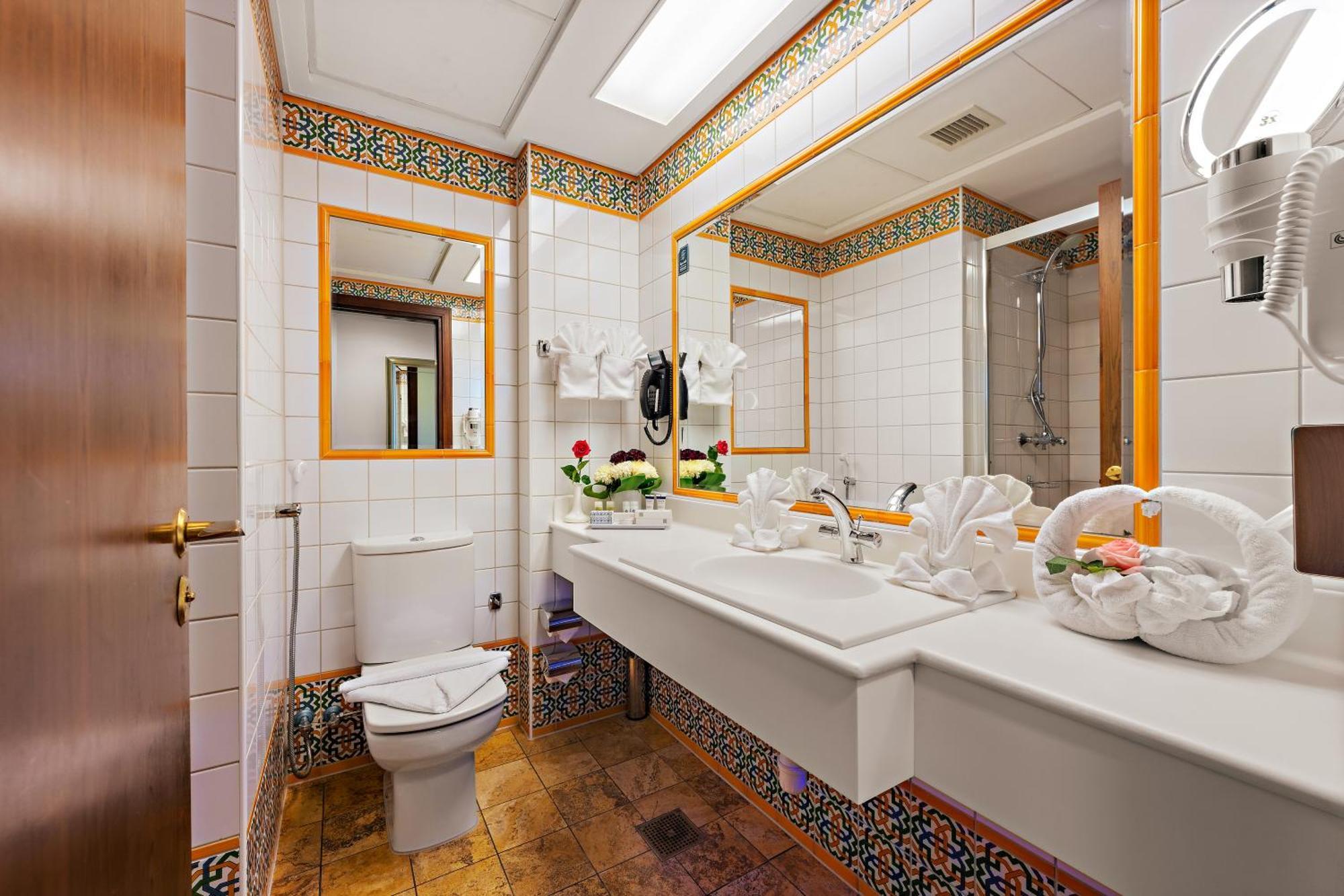 Chambre Lits Jumeaux Deluxe - Vue sur Haram
